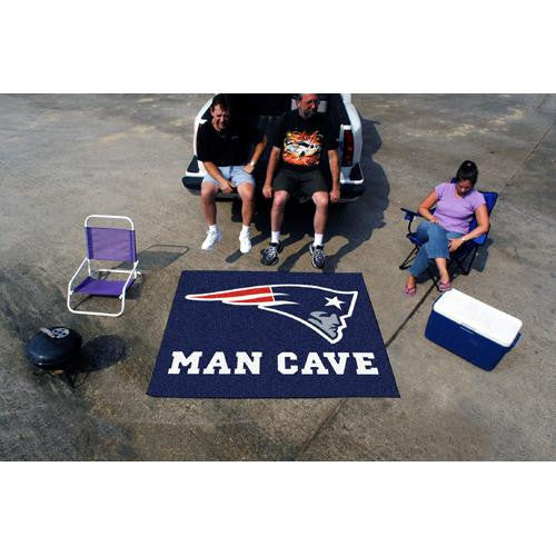 New England Patriots NFL Man Cave Tailgater Floor Mat (60in x 72in)