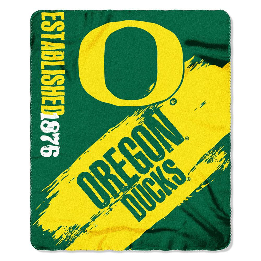 Oregon Ducks NCAA Light Weight Fleece Blanket (Painted Series) (50inx60in)