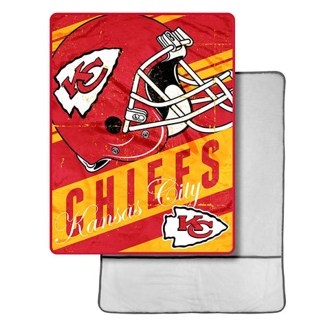 Kansas City Chiefs NFL Micro Sherpa Throw with Foot Pocket